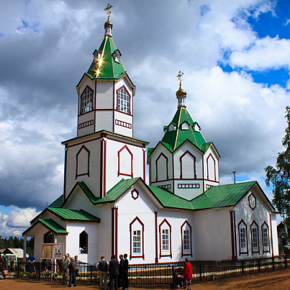 Входная группа Храм пророка Илии в селе Васильевское. 