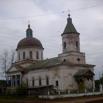 Входная группа Храм Петра и Павла в селе Тыловыл-Пельна. 