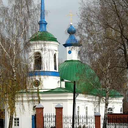 Входная группа Храм Воскресения Христова в Сарапуле. 