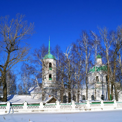 Входная группа Свято-Илиинский храм села Новогорское. 